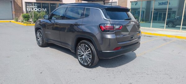 Jeep Compass Altitude 1.3  Turbo 4 Cil 4x2  2024